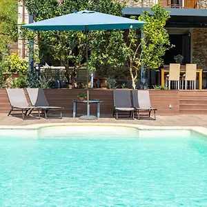 https://la-cava-di-terzo.it-tuscanyhotel.com