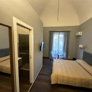 Palazzo Fischetti Aeroporto di Catania Fontana Rossa